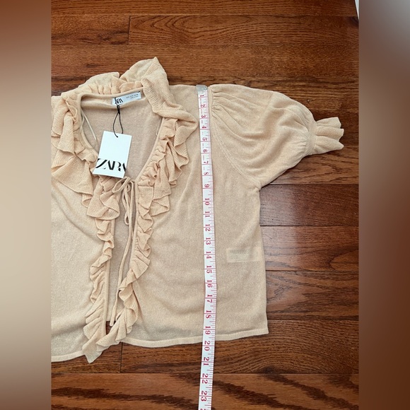 NWT!!  Zara Womens Beige Ruffle Short Puff Sleeve Open-Front Blouse Top Sz M - Picture 8 of 10